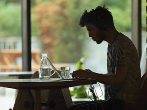 working-coffee-berlin-computer-typing-man-work-5
